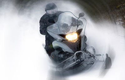  photo snowmobile2_zpsf151700e.jpg