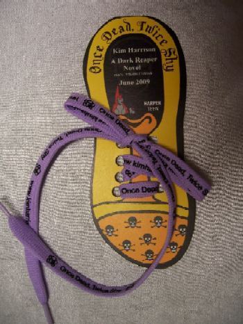 Madison Shoelace