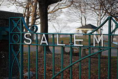 Gate