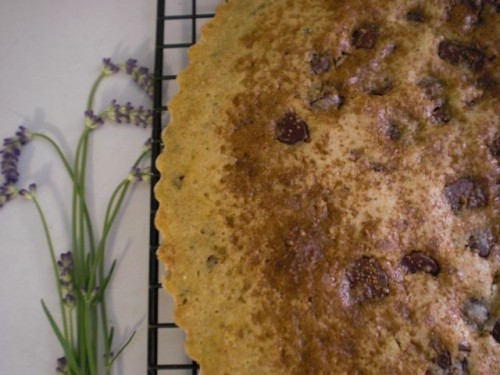 olive-oillavenderCake