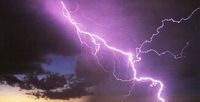 Thunderstorms-and-lightning