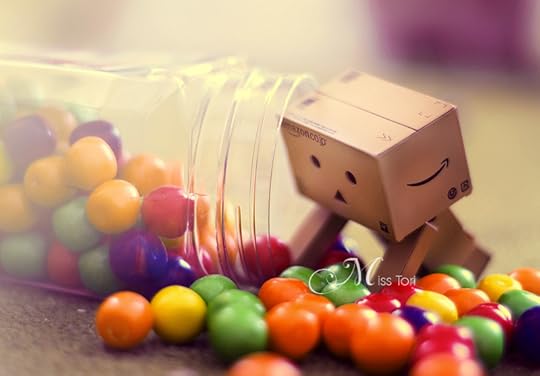Sedang menjalani exam mengira smarties. :-) ~ picture by lady-Tori of deiant art.