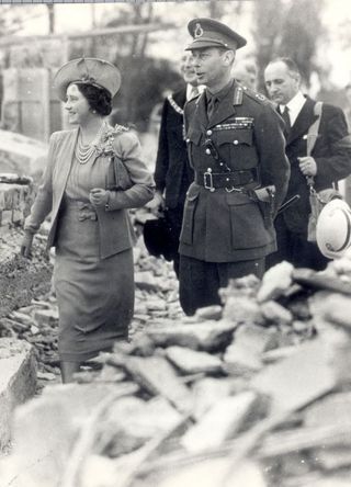 AY40456587KING GEORGE VI Di