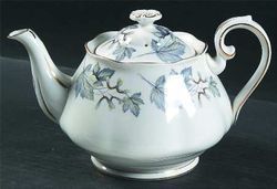 Silver_maple_small_tea_pot