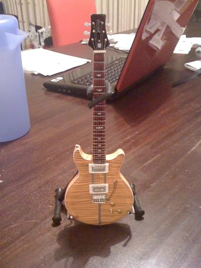 My cool mini geetar
