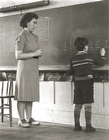 http://upload.wikimedia.org/wikipedia/commons/thumb/b/b4/Landaff_1940s.jpg/350px-Landaff_1940s.jpg