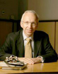 Prof Peter photo
