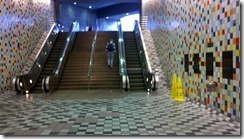 LA subway hollywood and western escalators