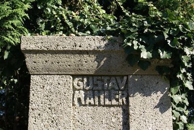 Mahlergrave