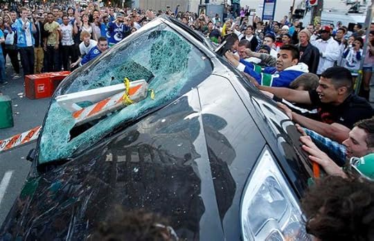 riot, Stanley Cup, Vancouver riot, car smashing, hockey, rioters, looting