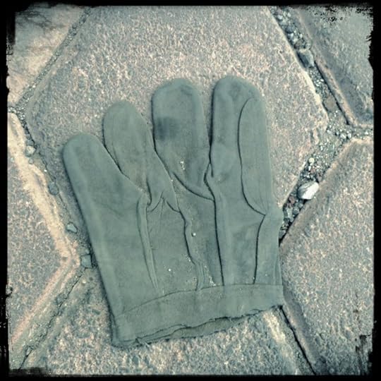 Me encontré una mano.