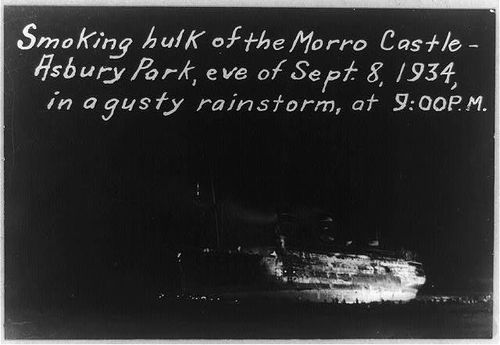 Smoking-hulk-of-the-MORRO-CASTLE---Asbury-Park,-eve-of-Sept.-8,-1934,...-painting-artwork-print