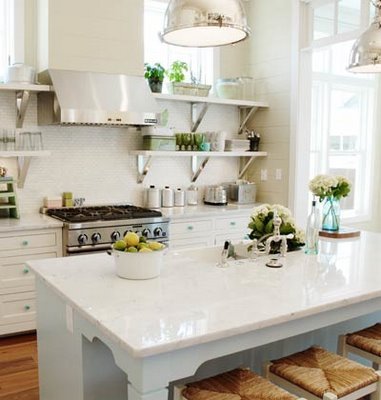 white kitchen from Casapinka