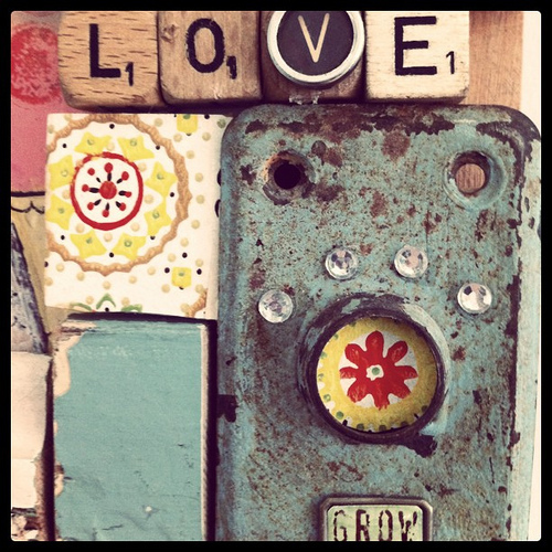 Addicted to instagram http://instagr.am/p/HcbIf/