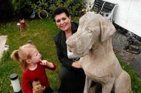 Scooby Doo statue Foiled Scooby Doo Carjacking funny dog blog