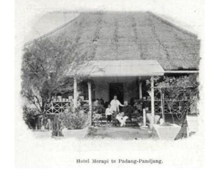 minang-saisuak-hotel-merapi-di-padang-panjang