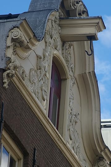 Dutch houses, canals, gables, history