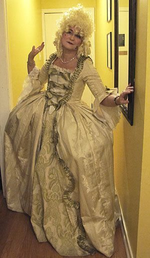 costumes, Halloween, dressing up, Halloween costumes, Marie Antoinette