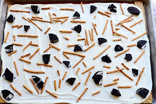 Halloween Graham Cracker Bark