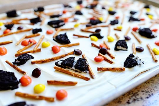 Halloween Graham Cracker Bark