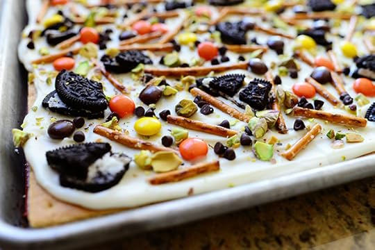 Halloween Graham Cracker Bark