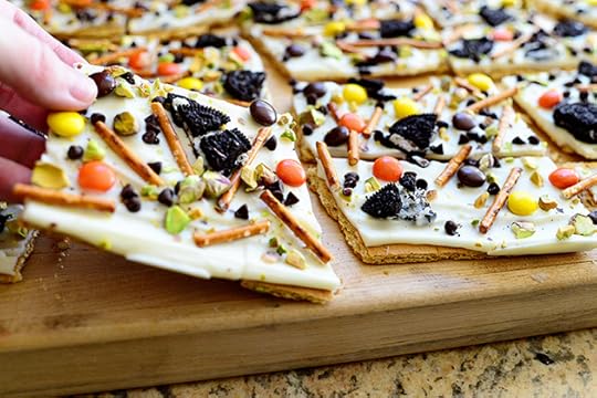 Halloween Graham Cracker Bark
