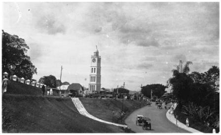 98bcdc45baaa8e608ad8187d02218dd1_minang-saisuak-jam-gadang-bukittinggi-c1930