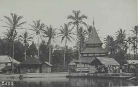d273f0cb795209905061aded445e5d48_minang-saisuak-surau-di-baso-agam