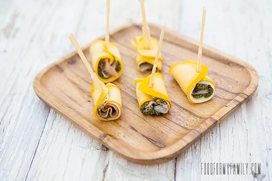 Summer Squash Pesto Cheese Rolls #recipe #schoollunch via FoodforMyFamily.com