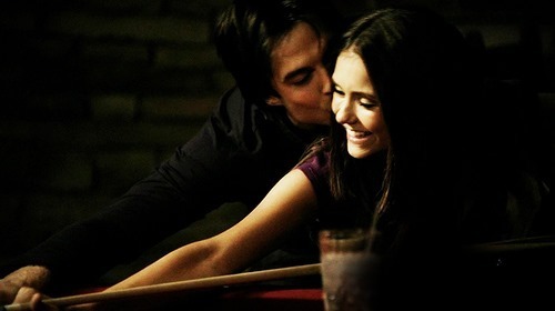 cute-damon-damon-salvatore-elena-elena-gilbert-Favim.com-446110