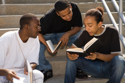 Teens Discussing Urban Science Fiction