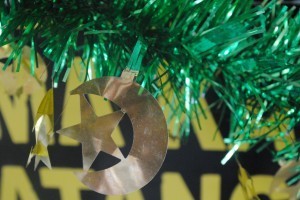 Some Islamic tinsel for Eid.