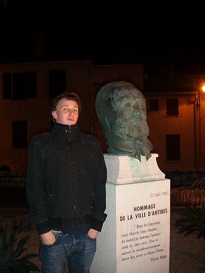 Victor stopped in Antibes for lunch - a good recommendation!