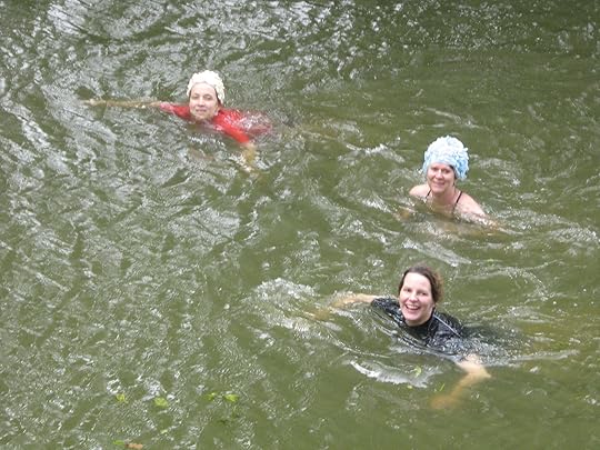 I'd taken my swimhat off by this point. Too tight!