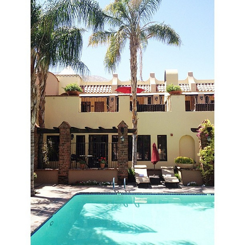 Goodbye #palmsprings you were awesome. Most relaxing two days I've had in a long time! Nothing but pool, sunshine, massages, and sleep. #feelingblessed #grateful #andreashotel