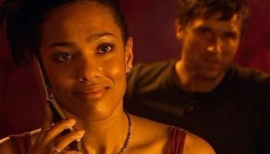 Doctor-who-3.07-42-Martha-phone-call-375x214