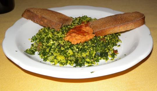 Shlada: hummus and tabbouleh
