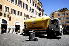 this is a pizza flour delivery 