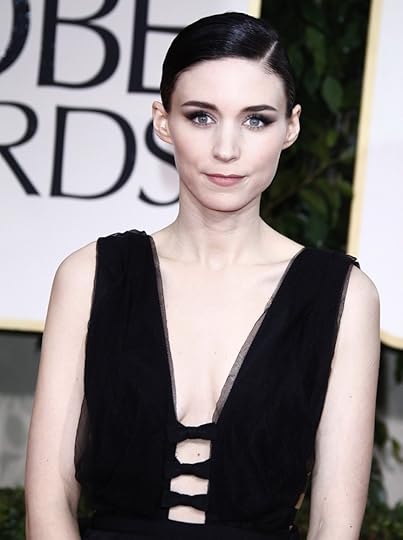 rooney-mara-69th-annual-golden-globe-awards-01