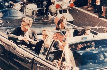 JFK motorcade enroute to dealy plaza