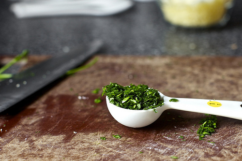 minced parsley