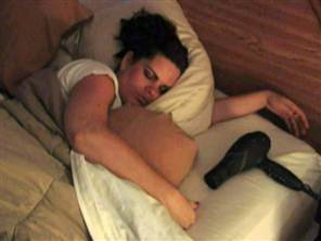 tdy_hall_addiction2_101221_300w