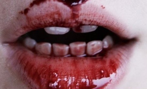 blood-gore-lips-red-teeth-Favim.com-400245