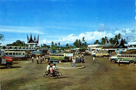 00479f44d52a69acfeb8dfa0a22ccbbf_minang-saisuak-terminal-bus-lintas-andalas-1970-an
