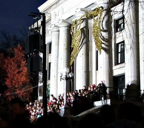 Choir at Plaza - Carol Cox