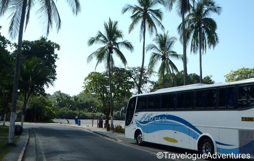 Manuel Antonio Bus Picture