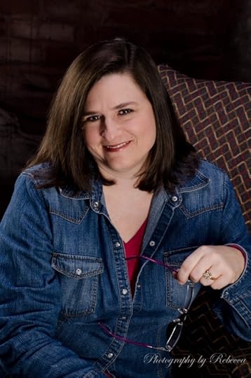 Inspirational Suspense Author Lynette Eason