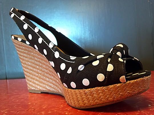 picture of high heel wedge shoes