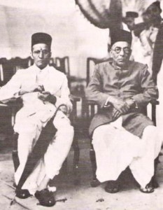 lb-bhopatkar-with-savarkar