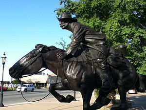 English: Boomer statue by Harold T. Holden in ...